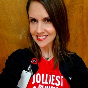 Meet your Posher, Desiree